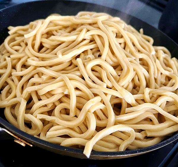 fresh Shanghai thick noodle