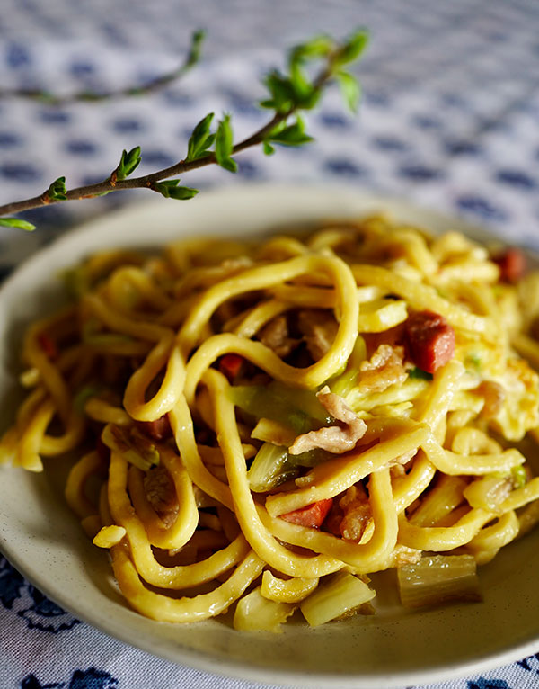 fried Shanghai thick noodle