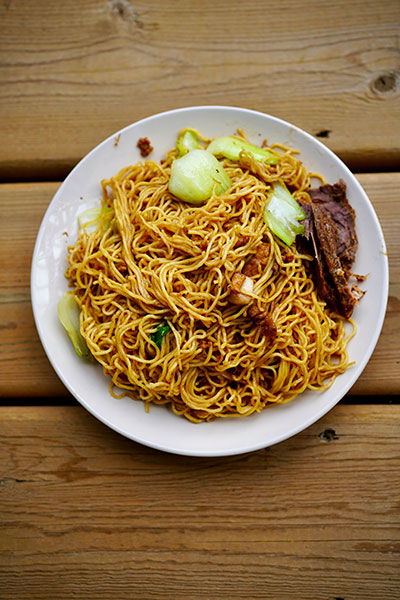 Cantonese chow mein